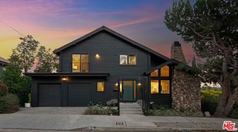 2304 Vestal Avenue Los Angeles CA 90026