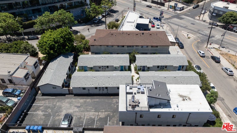 908 Everett Street
