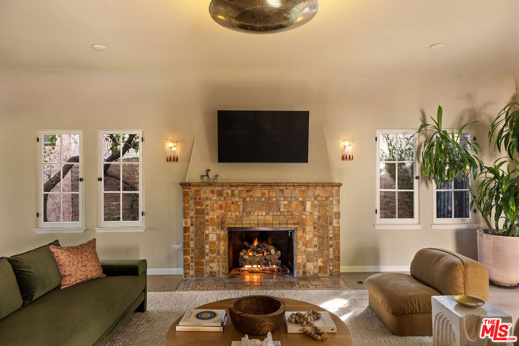 1982 N Normandie Avenue