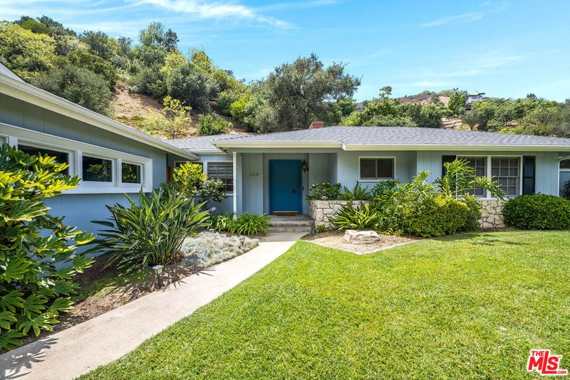 3331 Longridge Avenue