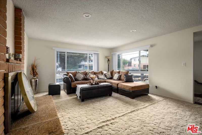 1060 Diamond Drive