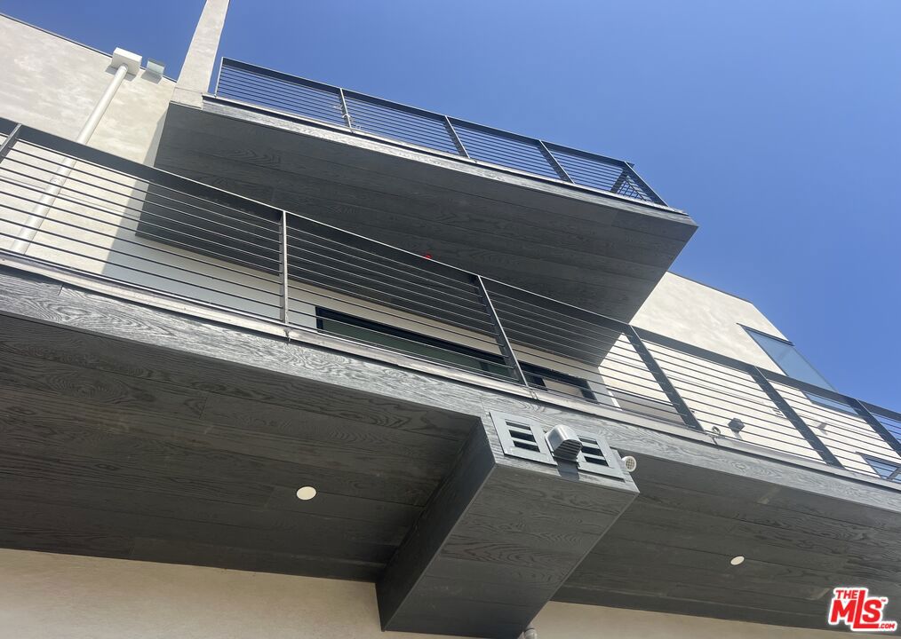 Properties 4 870 N La Fayette Park Place