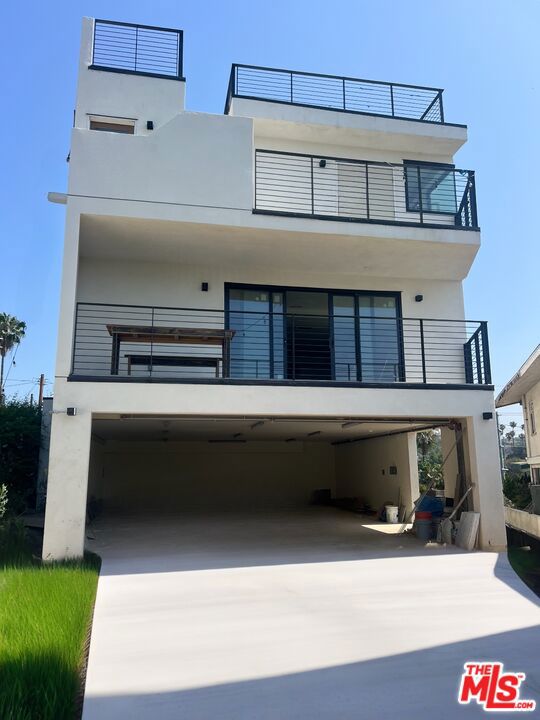 Properties 3 870 N La Fayette Park Place