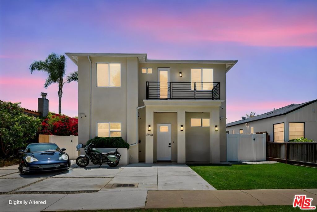 8910 W 25th Street