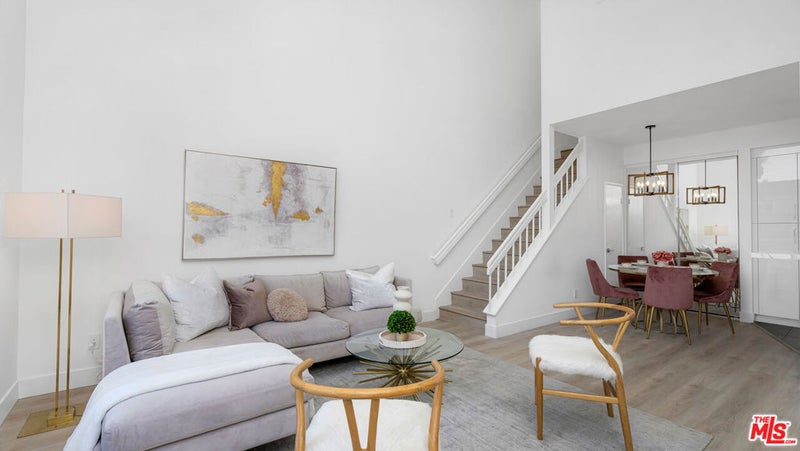 19431 Rue De Valore 41M