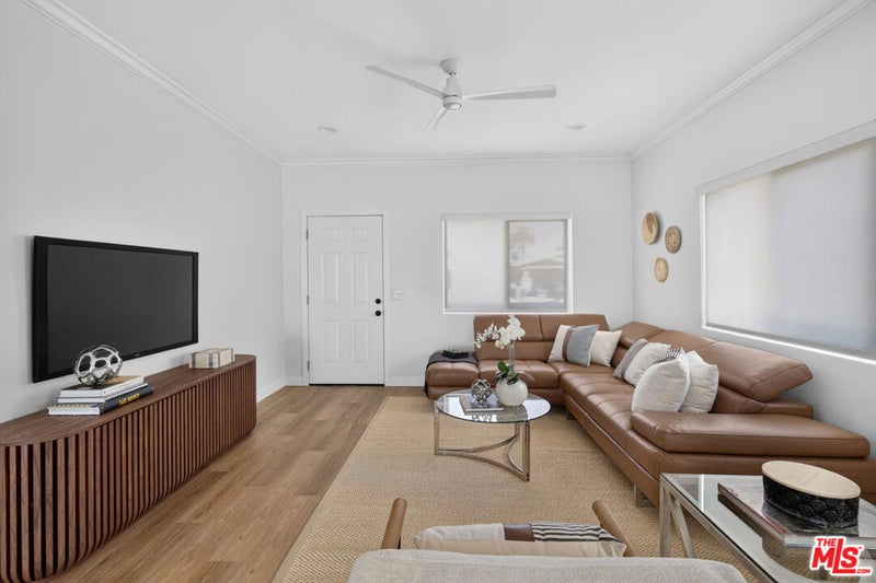 1308 W 53rd Street
