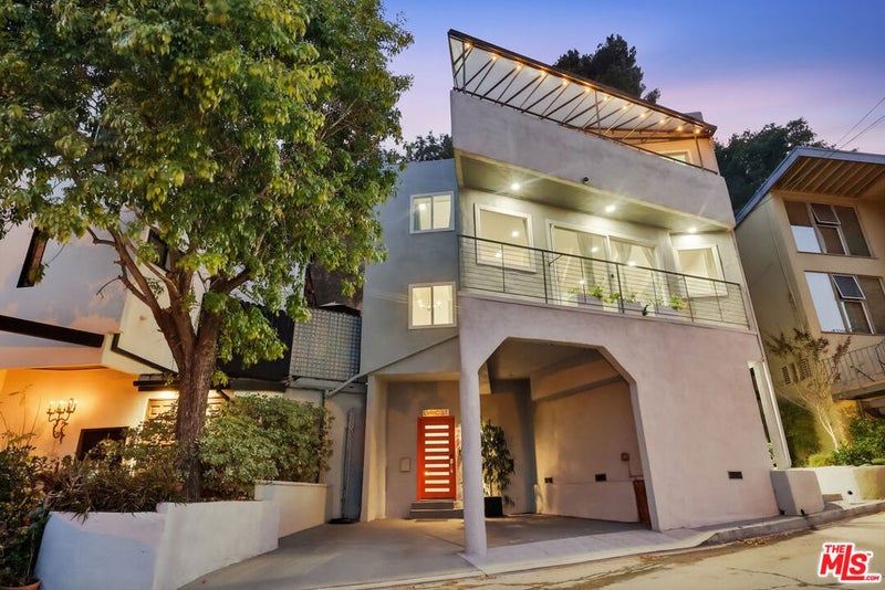 2251 Lyric Avenue