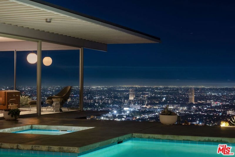 1635 Woods Drive