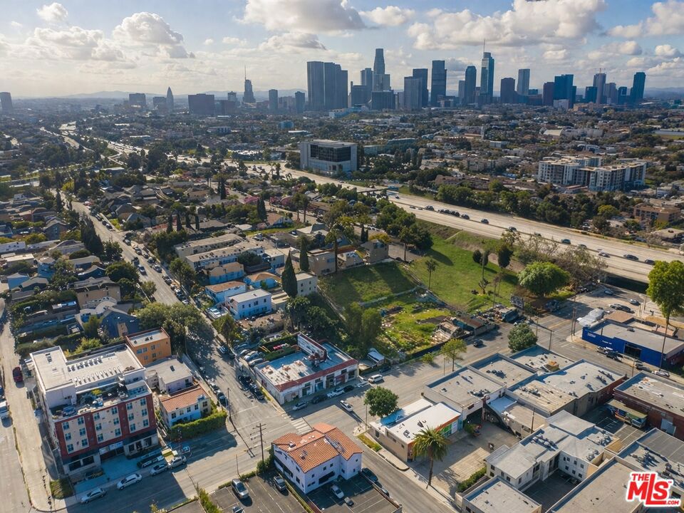 616 N Alvarado Street