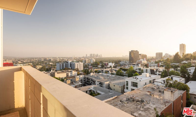 8787 Shoreham Drive 901