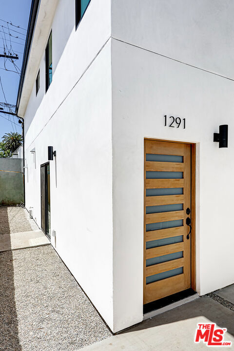 1291 Sycamore