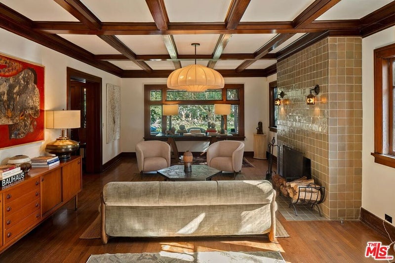 405 Palisades Avenue