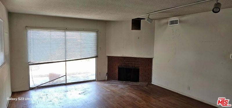 3221 W 155th Street