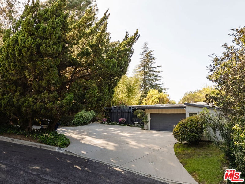 3493 Valley Meadow Road