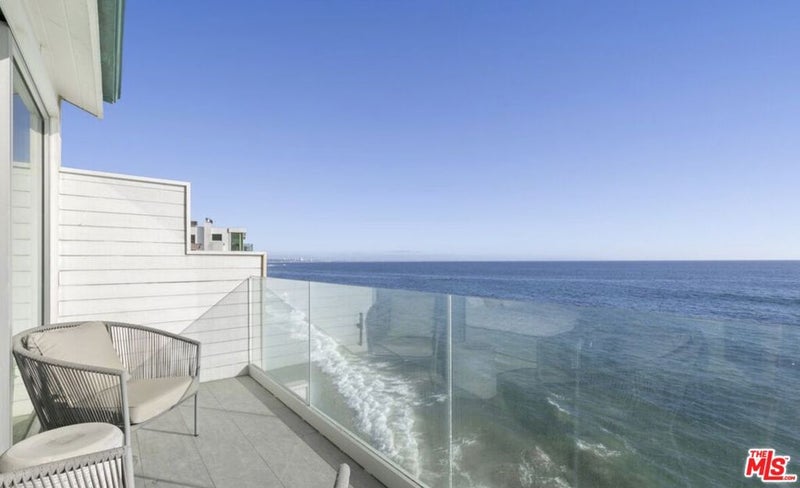 19240 Pacific Coast Highway