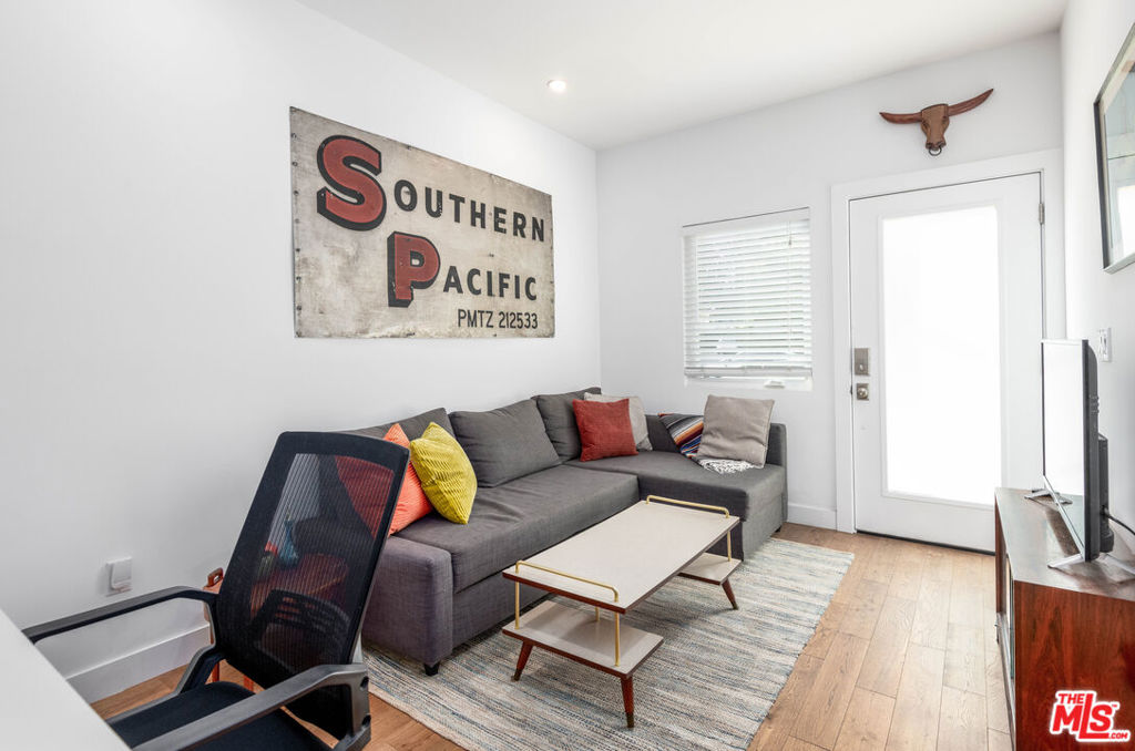 3310 S Durango Avenue