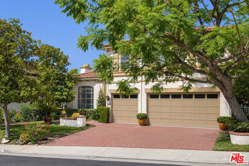 7717 Graystone Drive