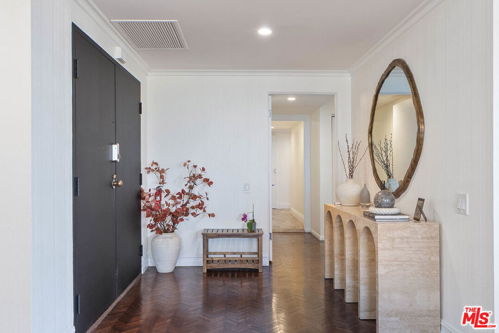 Properties 2 10590 Wilshire Boulevard 1502