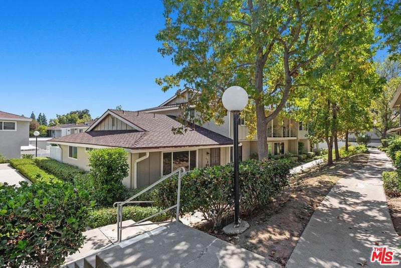 4528 Bates Drive