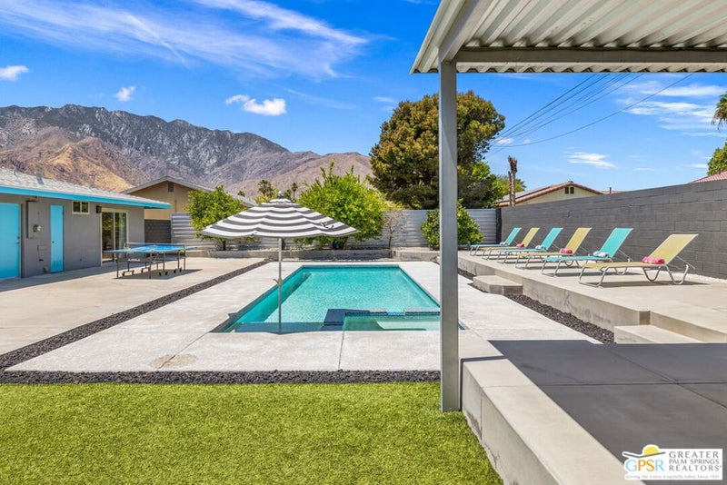 490 E Molino Road