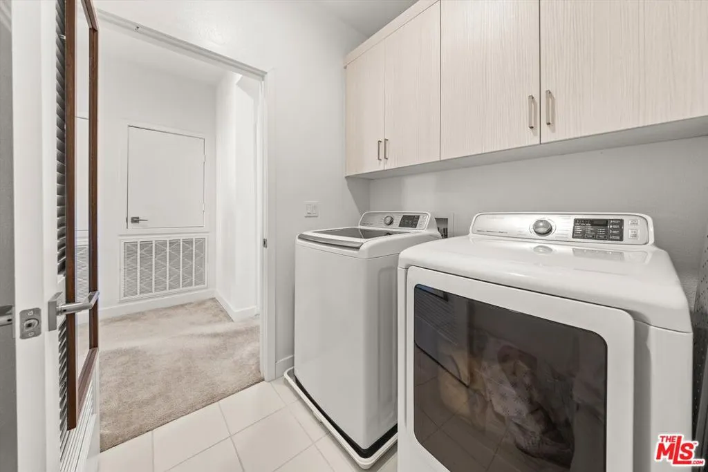 Goleta, California 93117, United States, 4 Bedrooms Bedrooms, ,4 BathroomsBathrooms,Residential,Active,138613