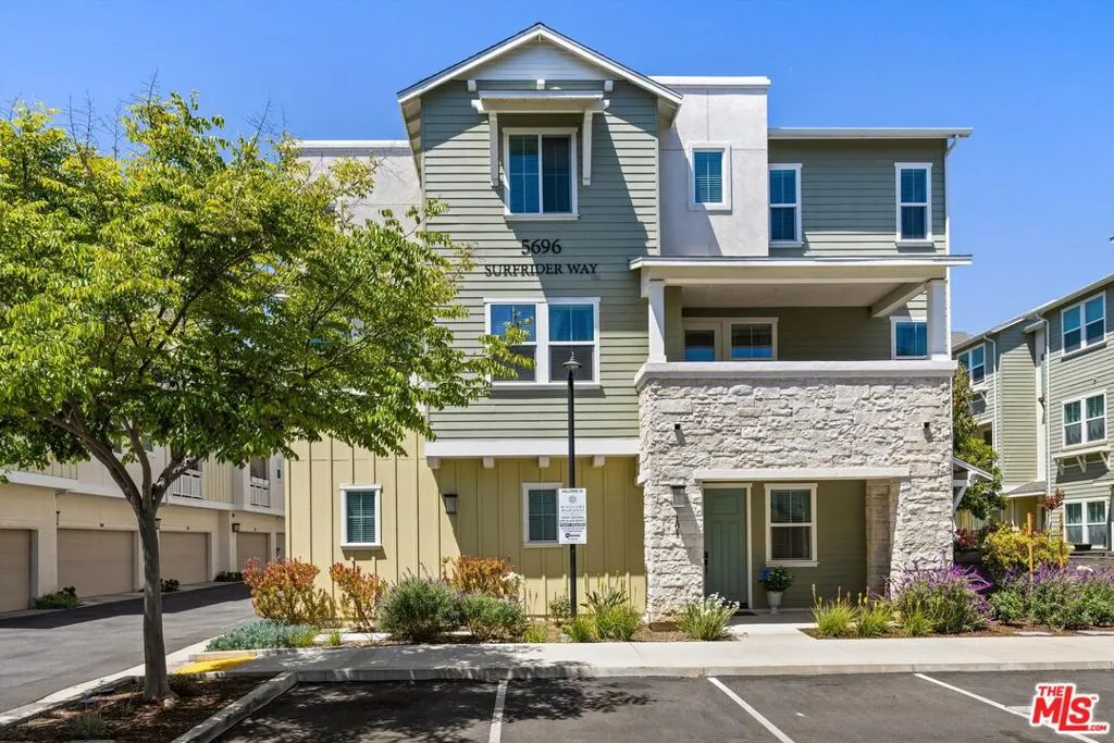 Goleta, California 93117, United States, 4 Bedrooms Bedrooms, ,4 BathroomsBathrooms,Residential,Active,138613