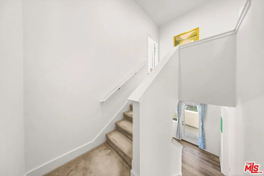 Goleta, California 93117, United States, 4 Bedrooms Bedrooms, ,4 BathroomsBathrooms,Residential,Active,138613