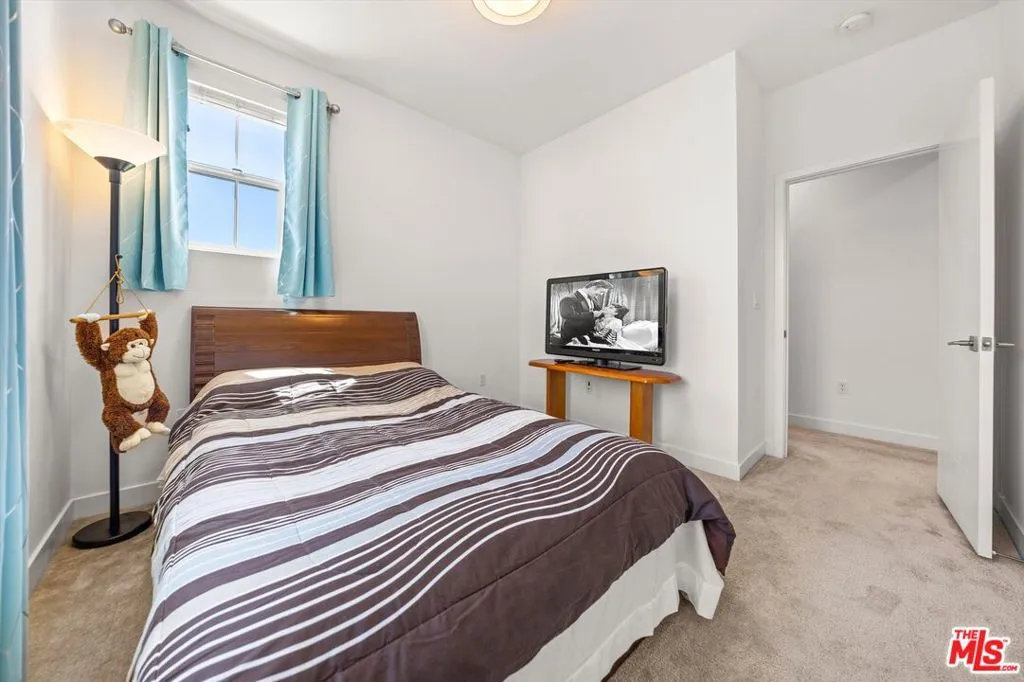 Goleta, California 93117, United States, 4 Bedrooms Bedrooms, ,4 BathroomsBathrooms,Residential,Active,138613