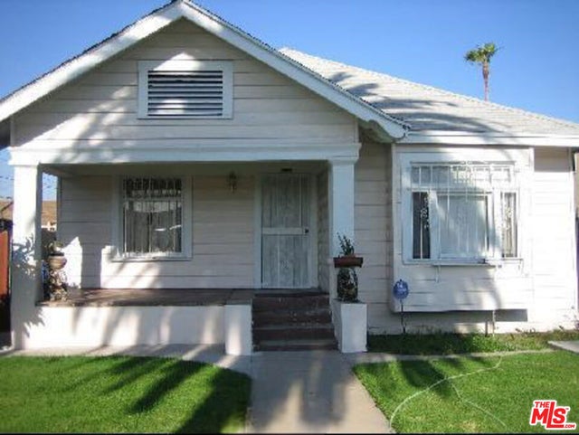 9210 S Figueroa Street, Los Angeles
