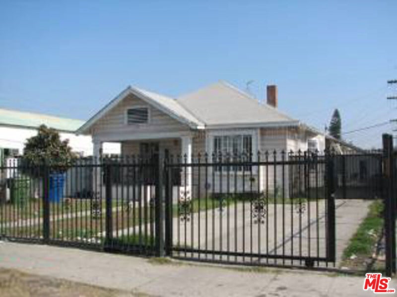 9210 S Figueroa Street