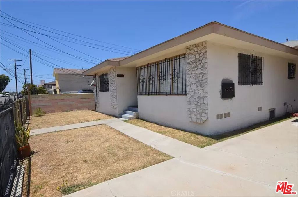 1461 W 108th Street