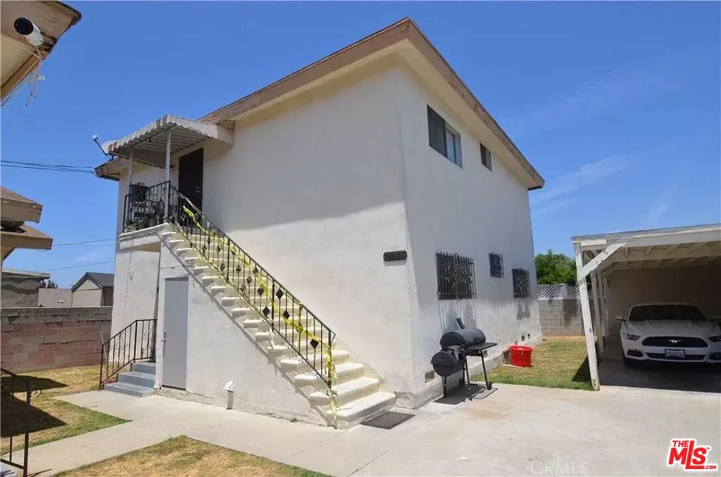 1461 W 108th Street