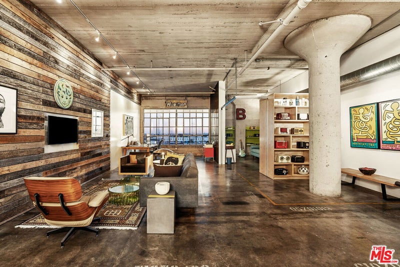 1855 Industrial Street 707