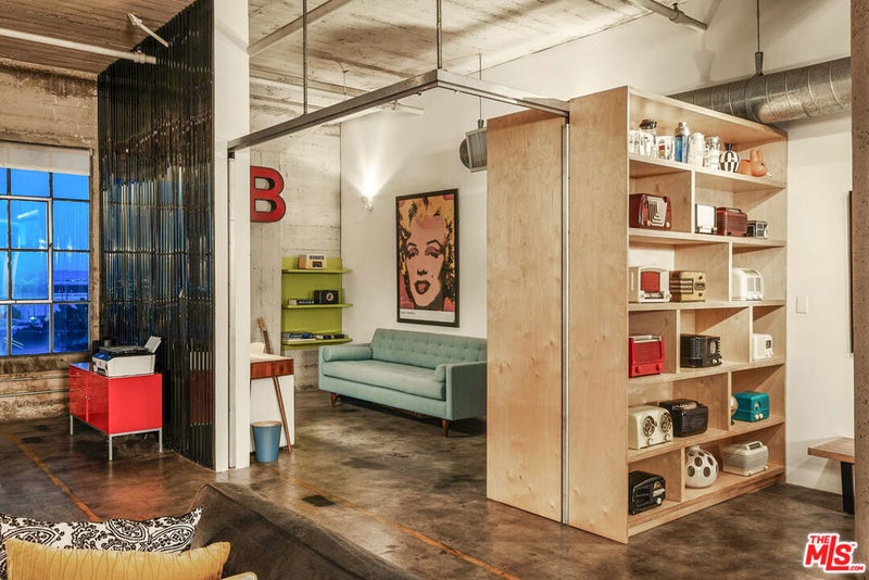 1855 Industrial Street 707