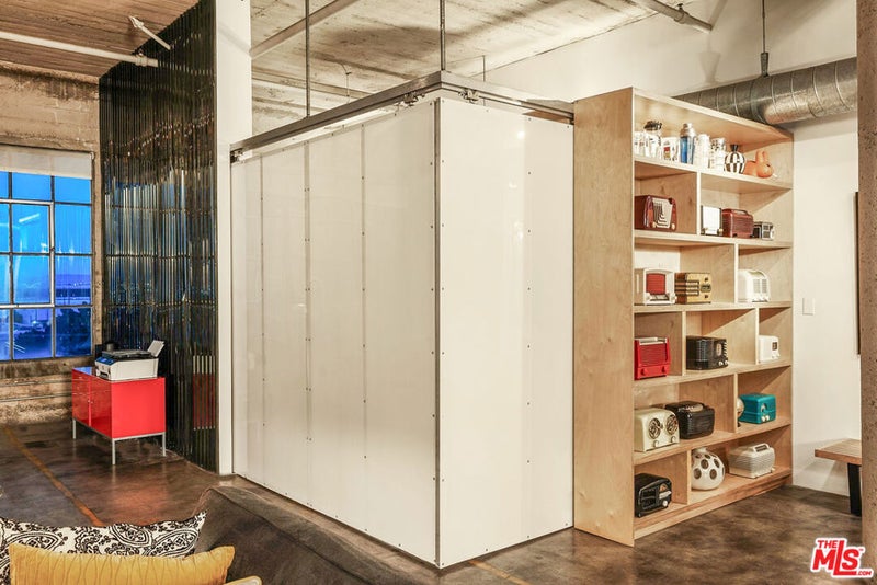 1855 Industrial Street 707