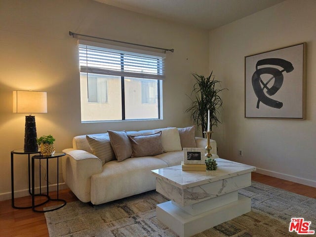 431 S Kingsley Drive 205 #205, Los Angeles