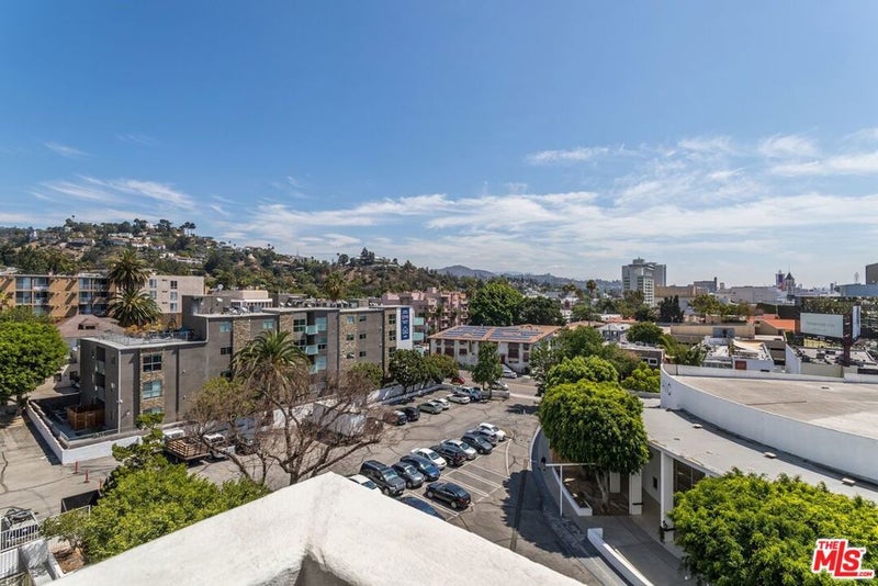 7135 Hollywood Boulevard 606