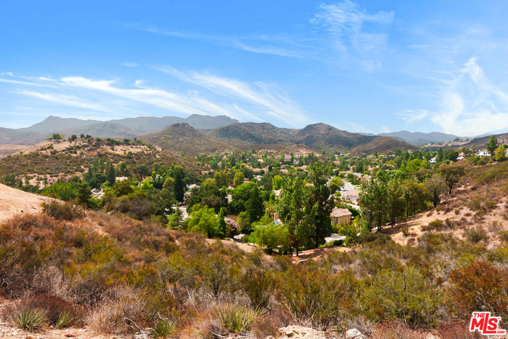 32636 Bowman Knoll Drive