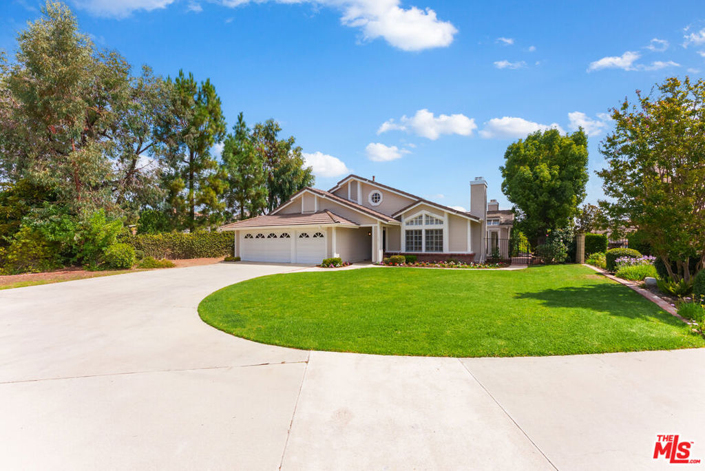 32636 Bowman Knoll Drive