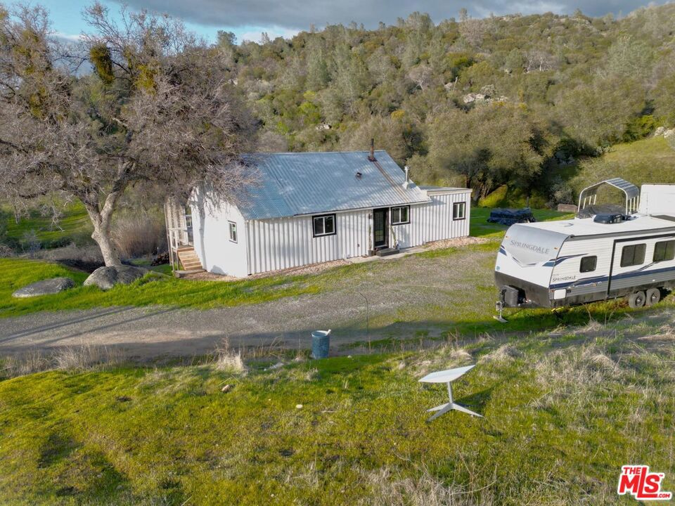 4132 Usona Road