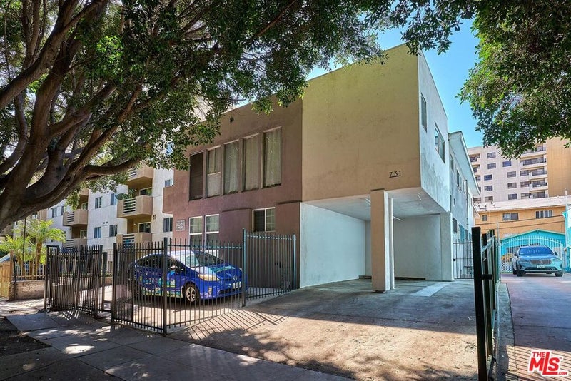 731 Irolo Street