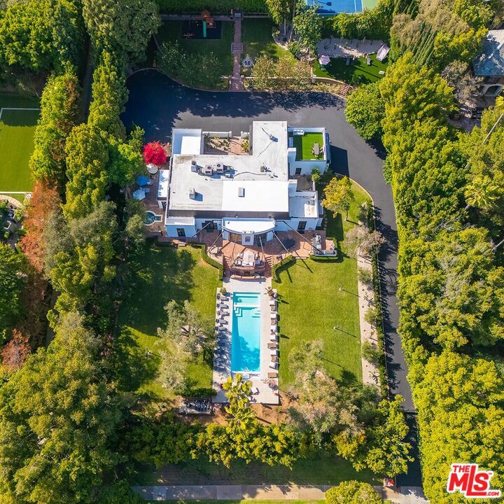 9419 Sunset Boulevard