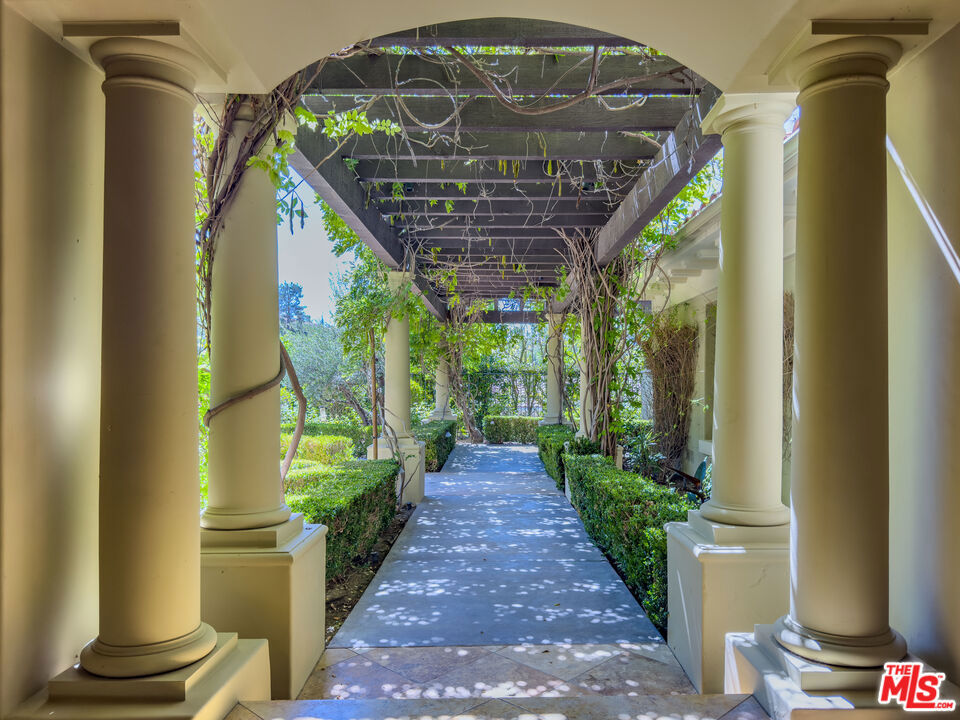 2882 Rainfield Avenue