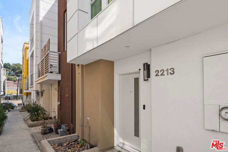2213 Selig Drive