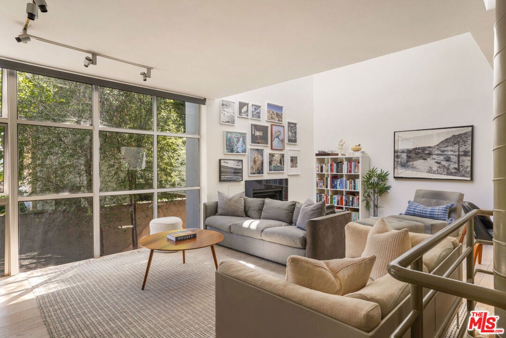 2433 28th Street B