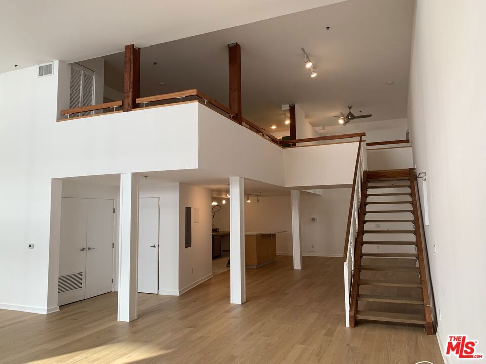 615 Hampton Drive C101