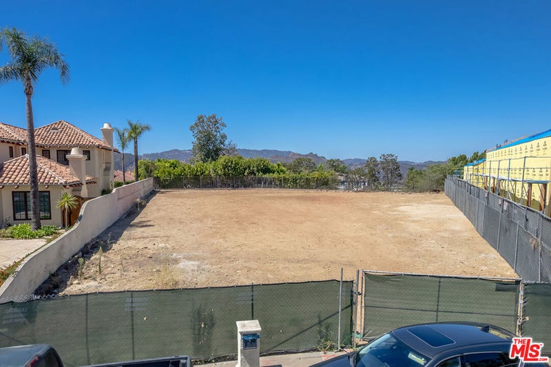 16637 Cumbre Verde Court