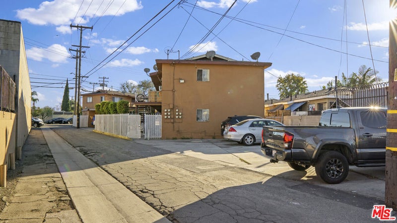 5659 Quinn Street