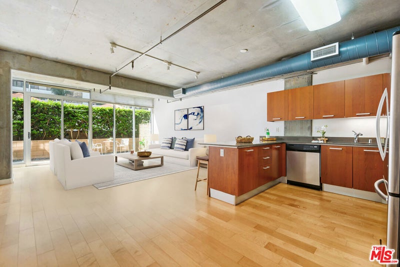 645 W 9th Street 237