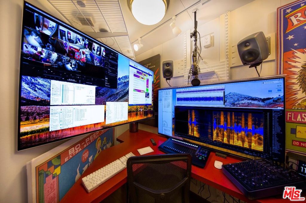 4447 Calhoun Avenue